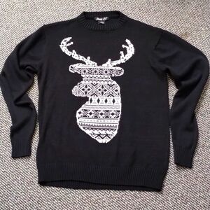 Studio 84 black cotton blend sweater with reindeer design Sz L Exc condition